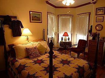 Keller House (Adults Only) Otel Centre Hall Dış mekan fotoğraf
