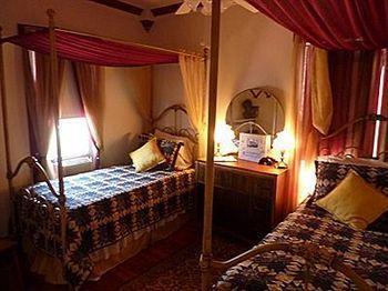 Keller House (Adults Only) Otel Centre Hall Dış mekan fotoğraf