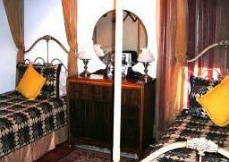 Keller House (Adults Only) Otel Centre Hall Dış mekan fotoğraf
