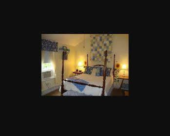 Keller House (Adults Only) Otel Centre Hall Dış mekan fotoğraf