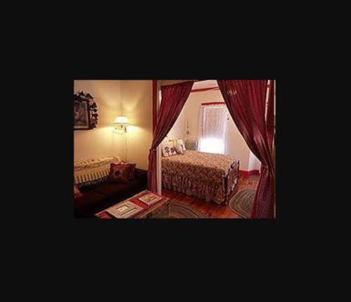 Keller House (Adults Only) Otel Centre Hall Dış mekan fotoğraf